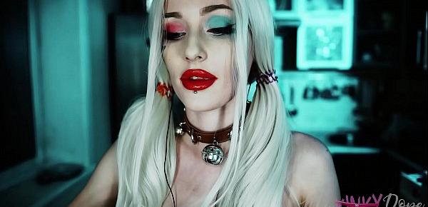  ASMR Cosplay of Harley Quinn